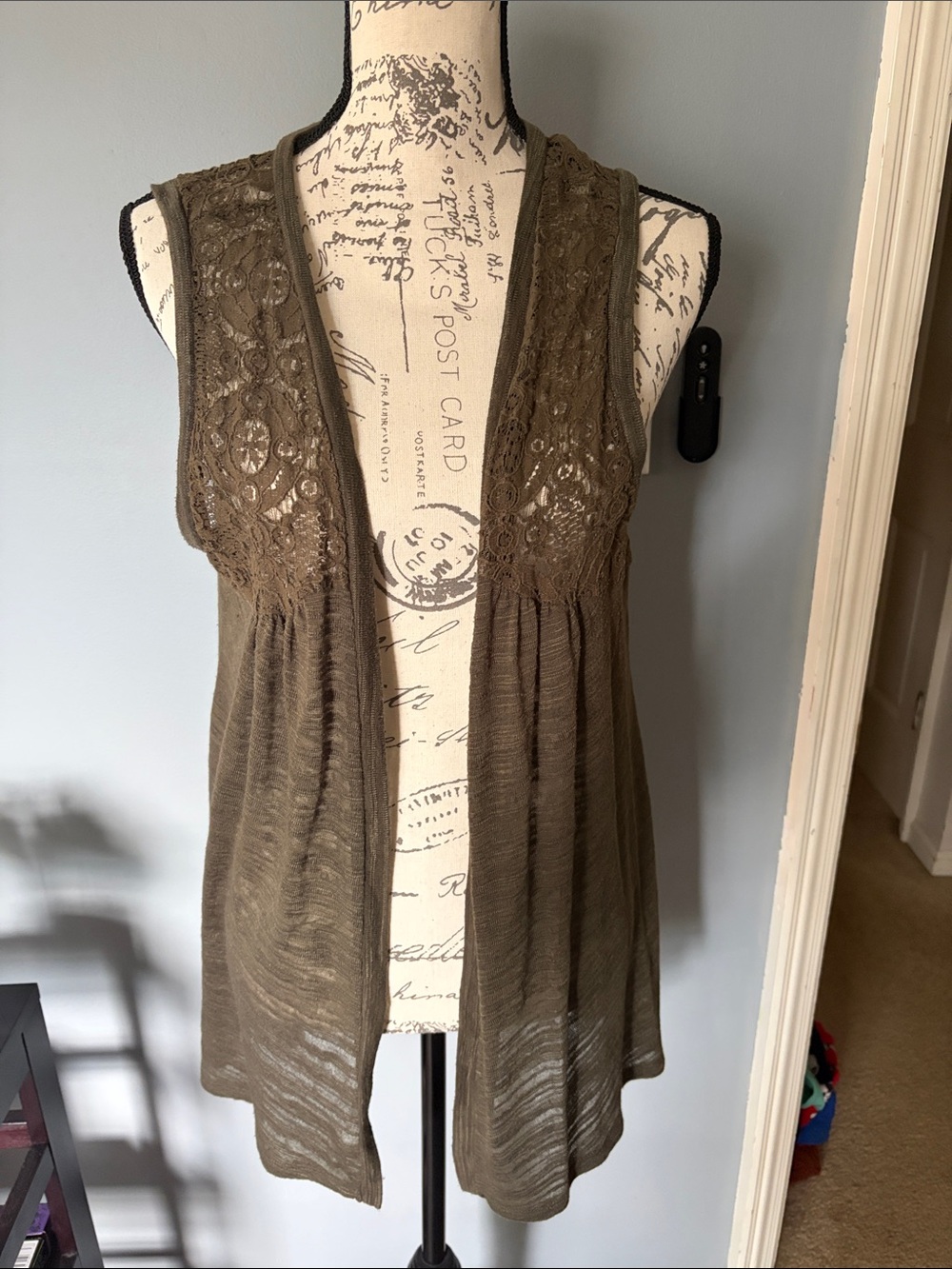 Maurice’s XL Sleeveless Crochet Trim Open Front Tank - Olive Green, adorable!